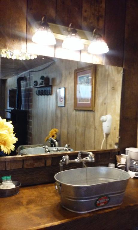 Cliff Palace Motel ブランディング エクステリア 写真
