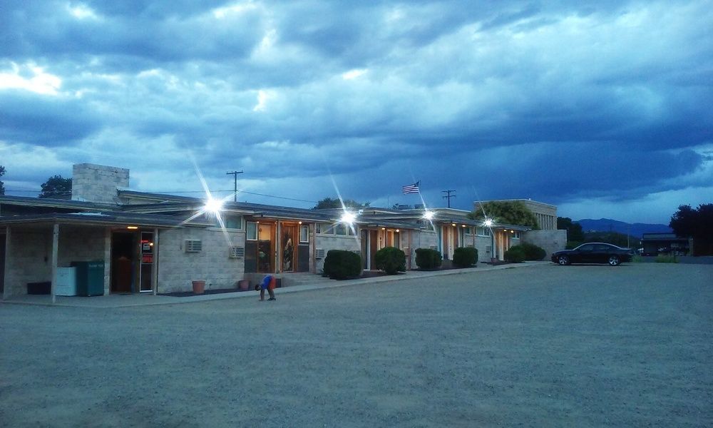 Cliff Palace Motel ブランディング エクステリア 写真