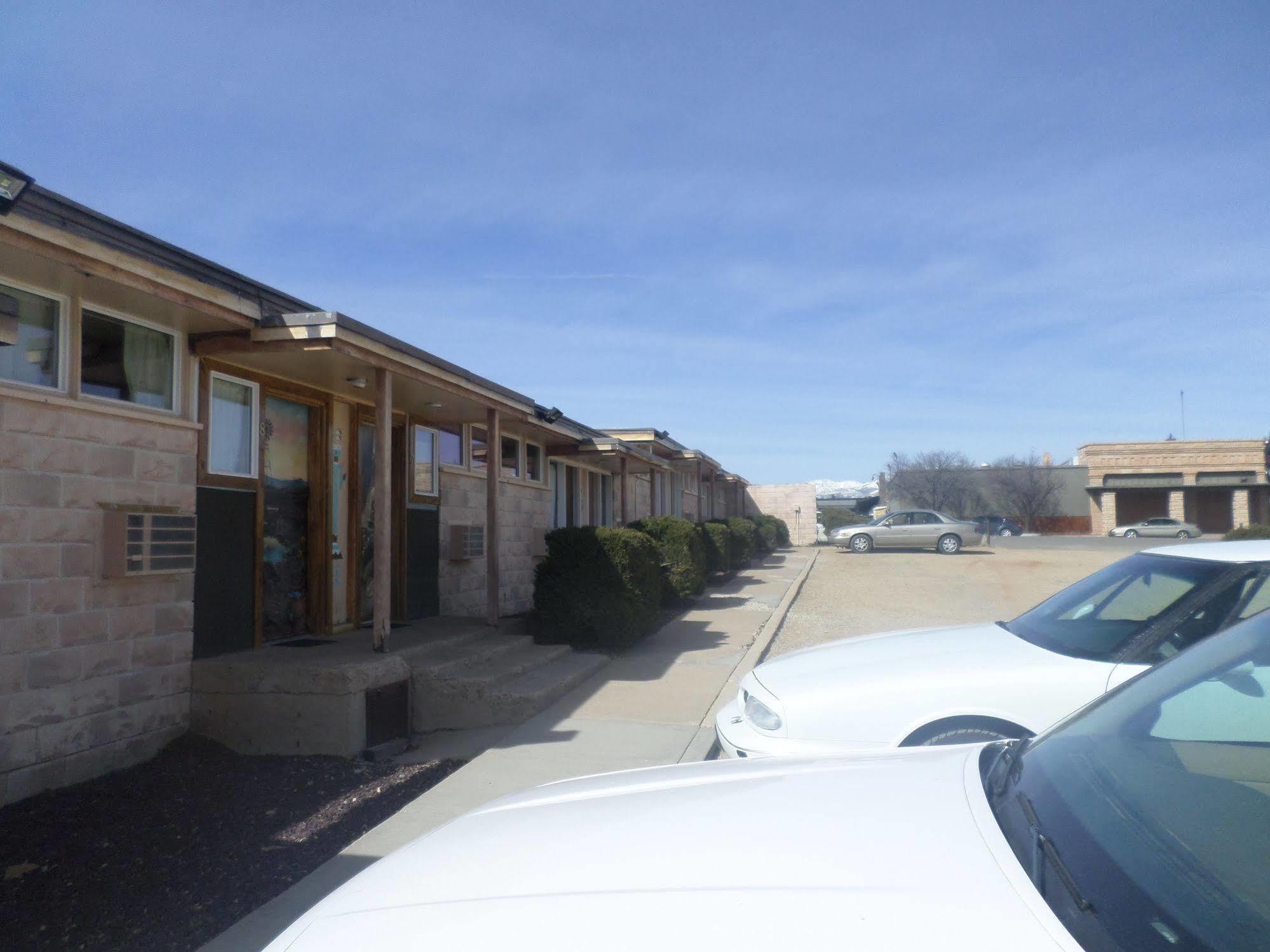 Cliff Palace Motel ブランディング エクステリア 写真